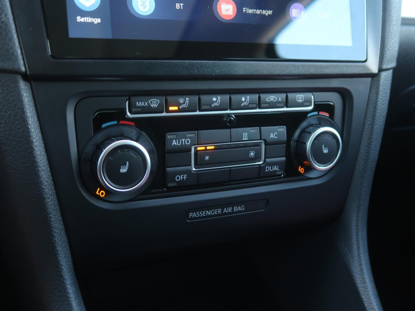 Volkswagen Golf, 2010