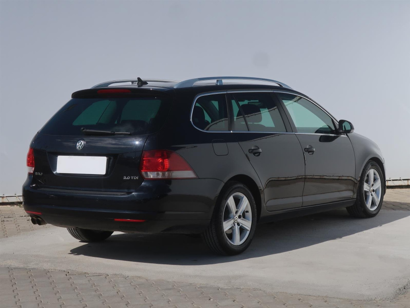 Volkswagen Golf, 2010