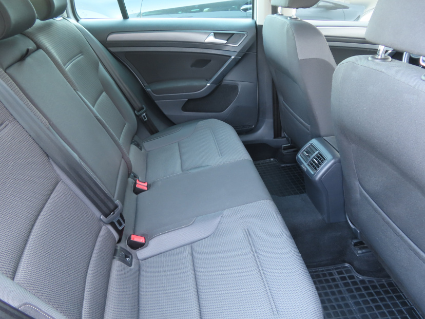 Volkswagen Golf, 2018