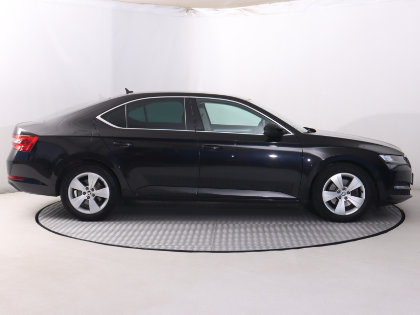 Škoda Superb, 2022