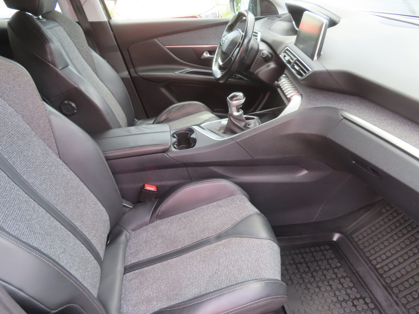 Peugeot 3008, 2017