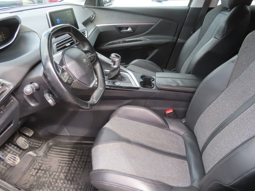 Peugeot 3008, 2017