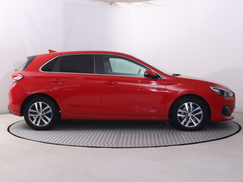 Hyundai i30, 2019