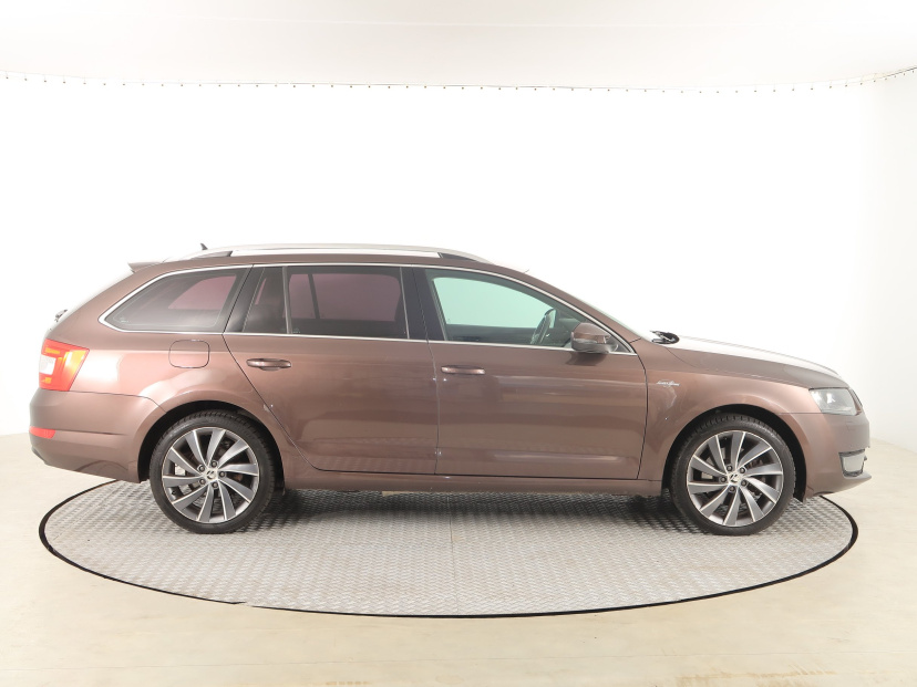 Škoda Octavia, 2015