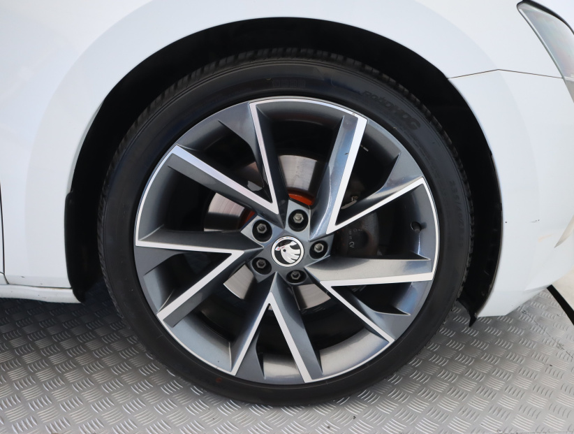 Škoda Superb, 2019