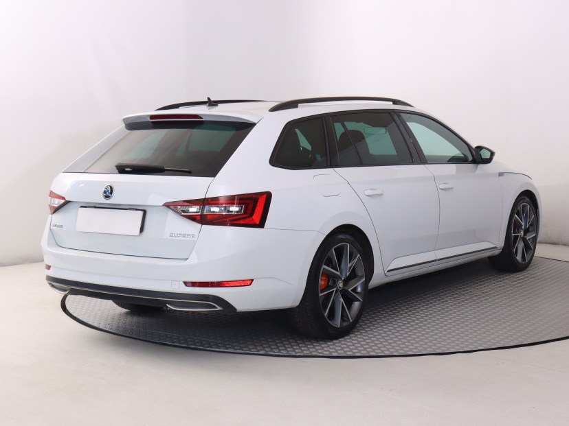 Škoda Superb, 2019