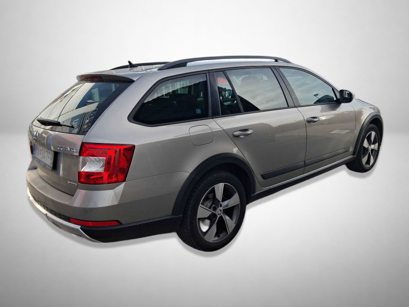 Škoda Octavia Scout, 2015