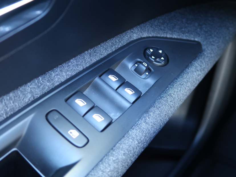 Peugeot 3008, 2018