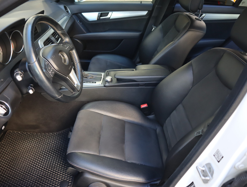 Mercedes-Benz C, 2013