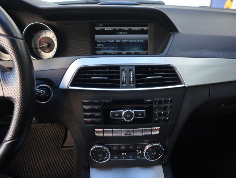 Mercedes-Benz C, 2013