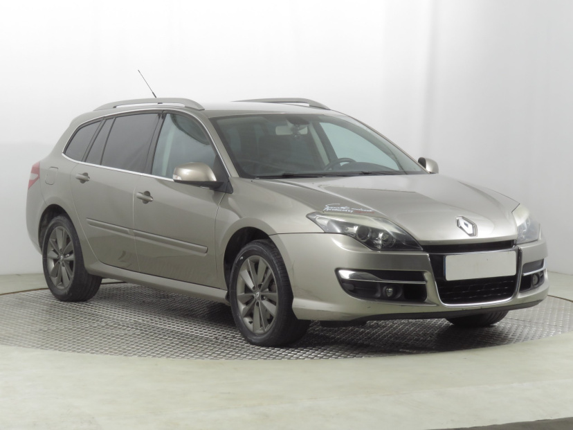Renault Laguna, 2011