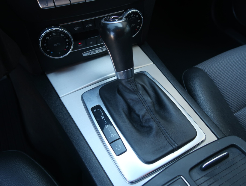 Mercedes-Benz C, 2012