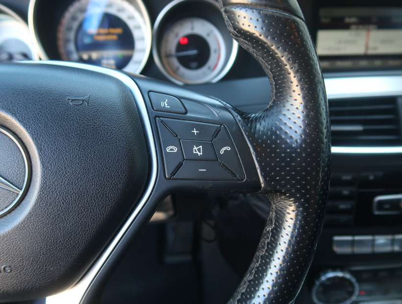 Mercedes-Benz C, 2012