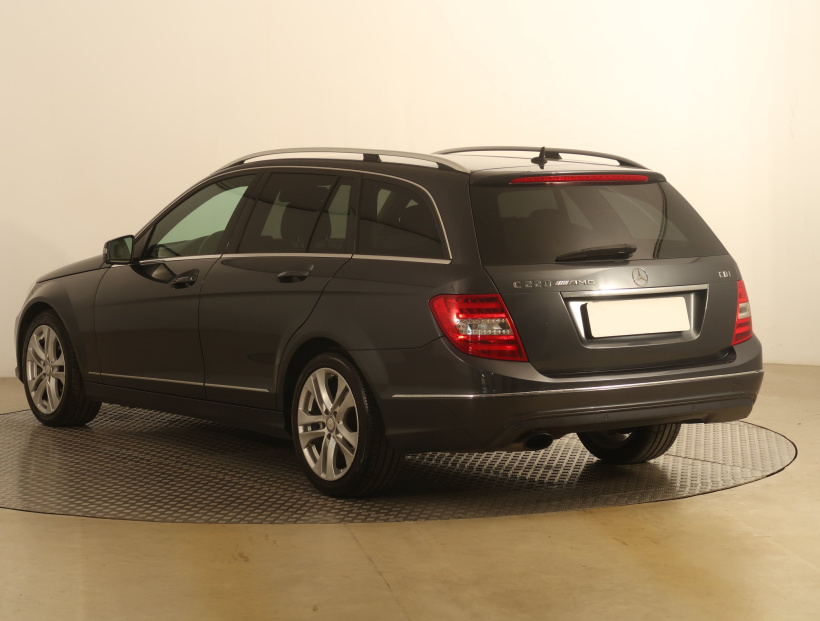 Mercedes-Benz C, 2012