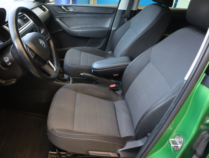 Škoda Rapid Spaceback, 2014