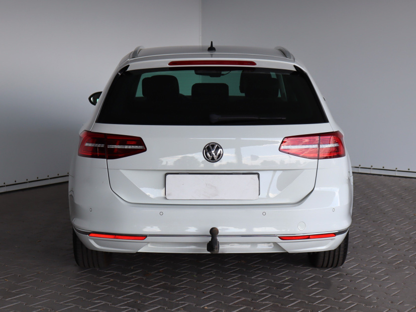 Volkswagen Passat, 2018