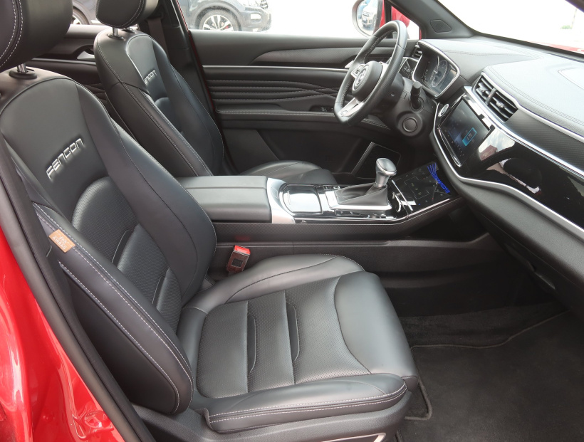 Dongfeng Fengon 5, 2022