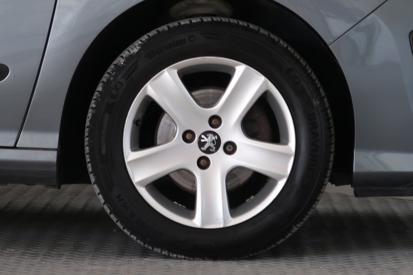 Peugeot 308, 2008