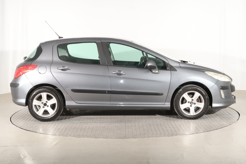 Peugeot 308, 2008