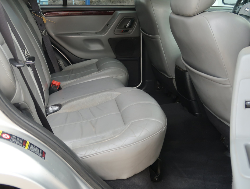 Jeep Grand Cherokee, 2003
