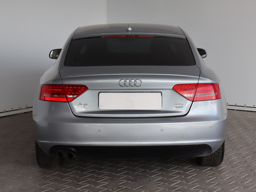 Audi A5, 2011