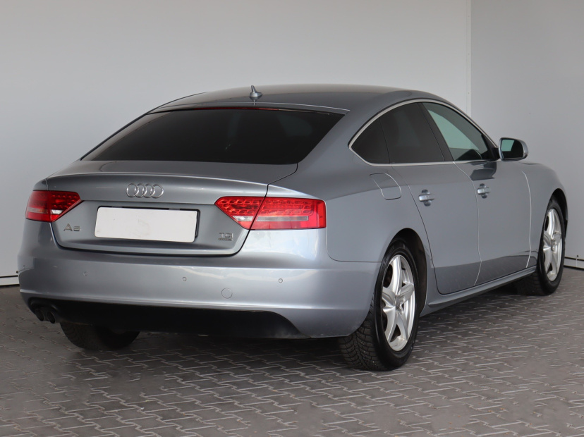Audi A5, 2011