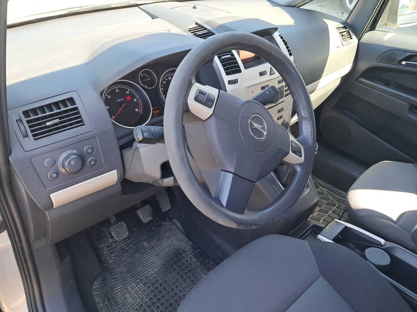 Opel Zafira, 2008