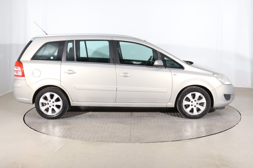 Opel Zafira, 2008