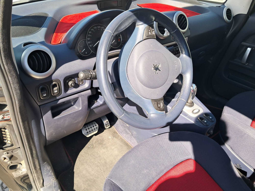 Peugeot 1007, 2005