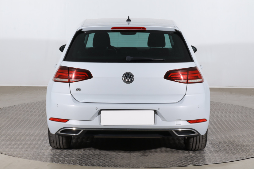 Volkswagen Golf, 2017