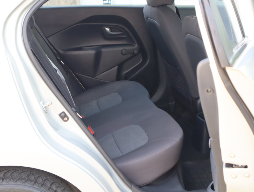 Kia Rio, 2012