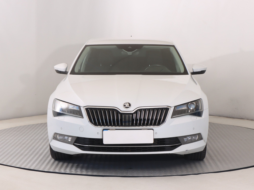 Škoda Superb, 2016
