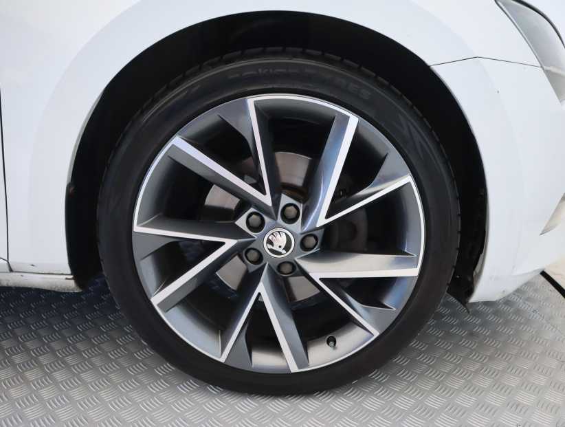 Škoda Superb, 2016