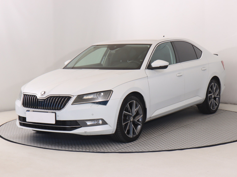 Škoda Superb, 2016