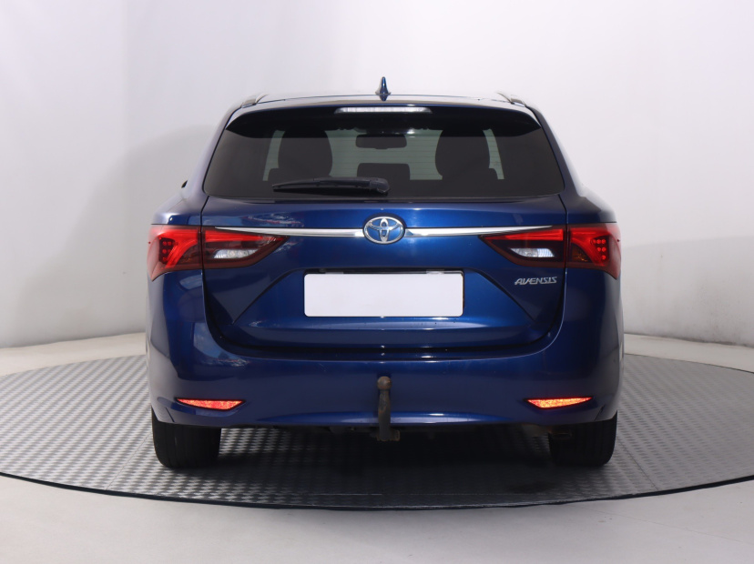 Toyota Avensis, 2016