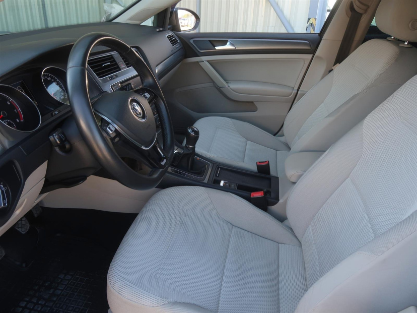 Volkswagen Golf, 2013