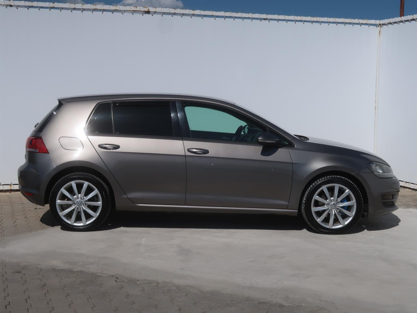 Volkswagen Golf, 2013