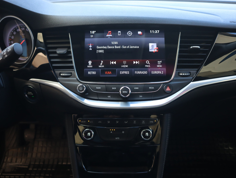 Opel Astra, 2015