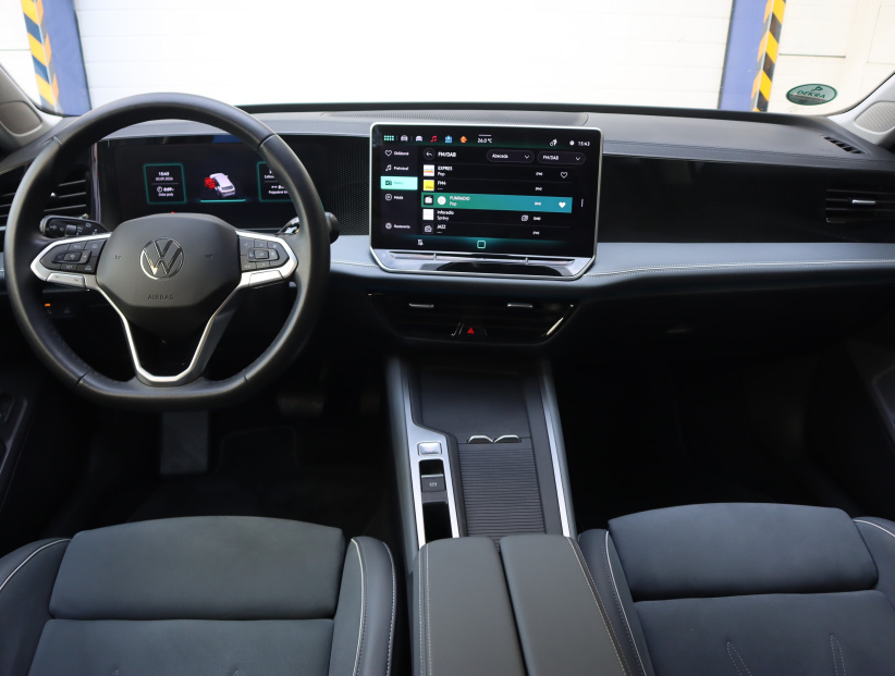 Volkswagen Passat, 2024