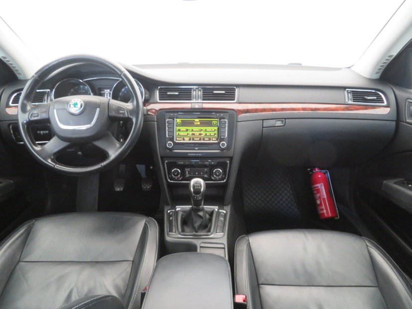 Škoda Superb, 2010