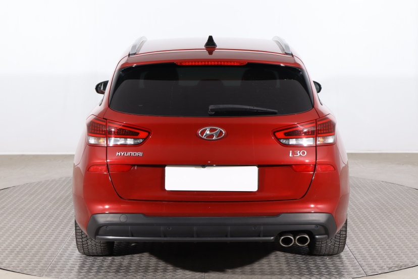 Hyundai i30, 2021