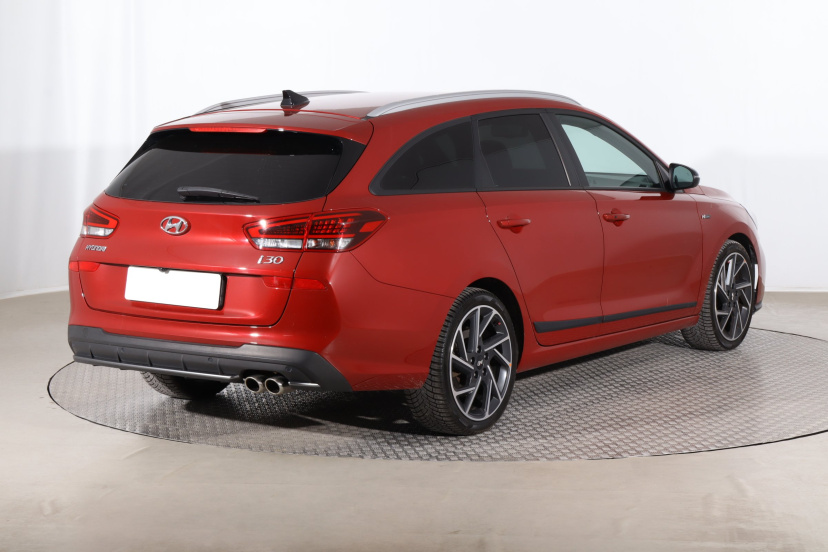 Hyundai i30, 2021