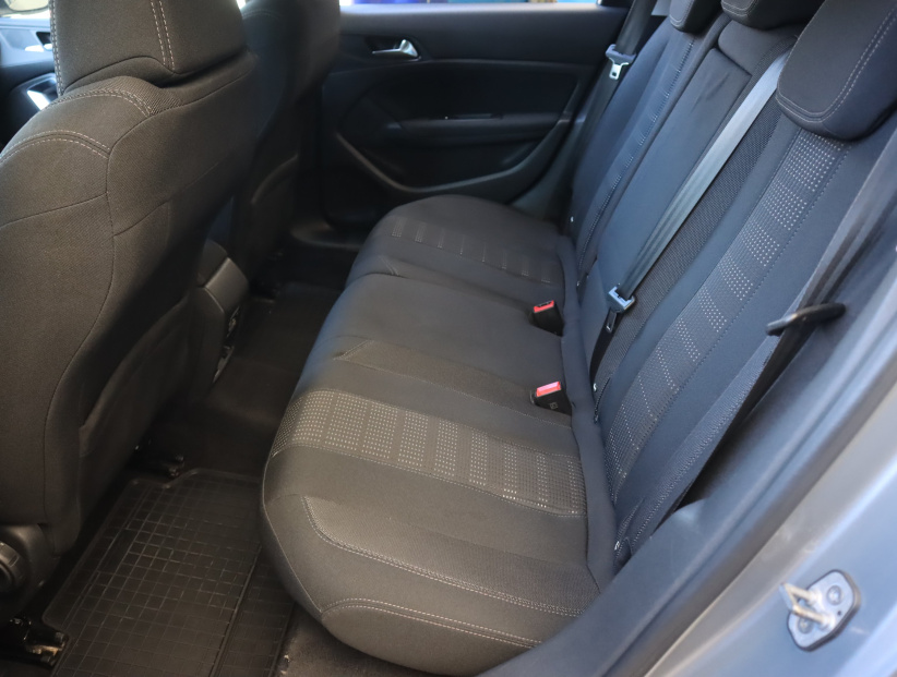 Peugeot 308, 2016