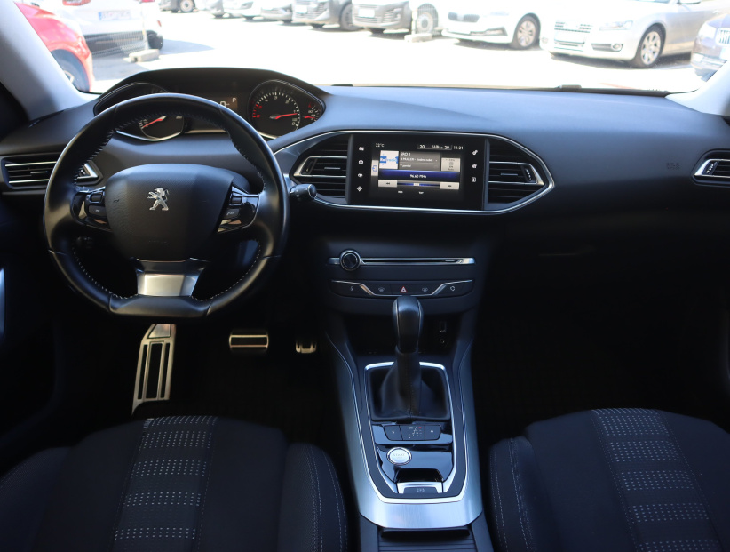 Peugeot 308, 2016