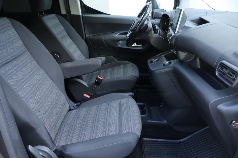 Opel Combo, 2021