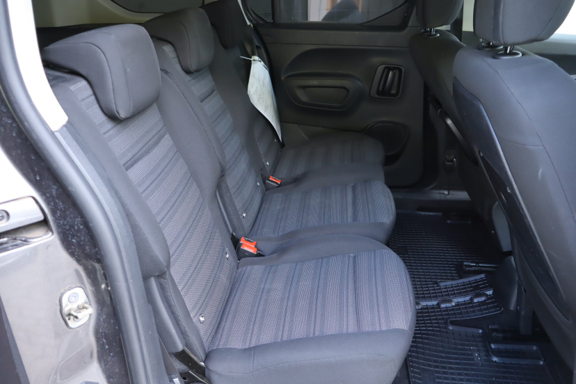 Opel Combo, 2021