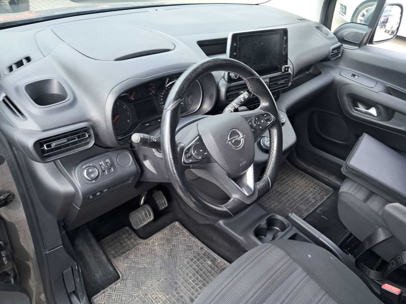 Opel Combo, 2021