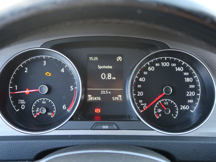 Volkswagen Golf, 2015