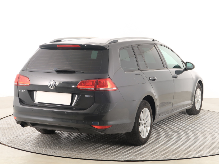 Volkswagen Golf, 2015
