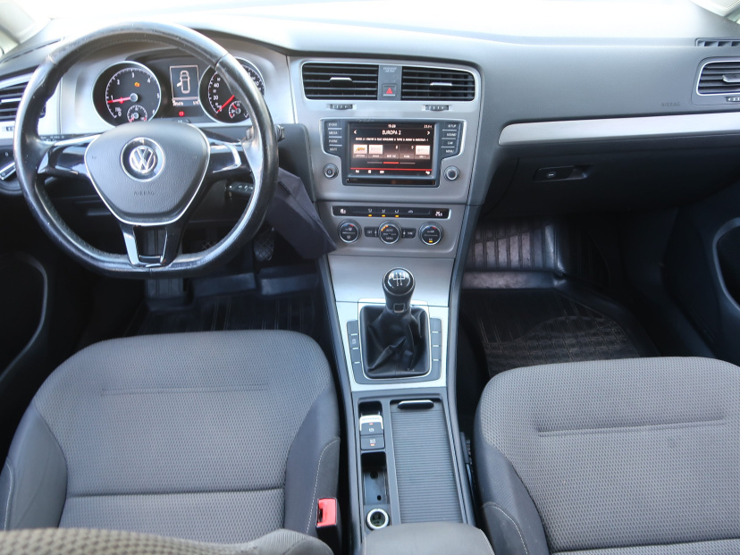Volkswagen Golf, 2015